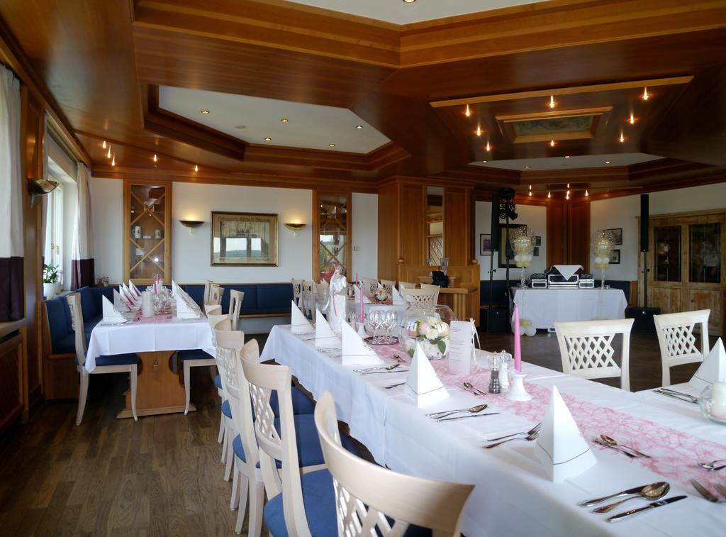 Berggasthof Hotel Igelwirt Schnaittach Eksteriør billede